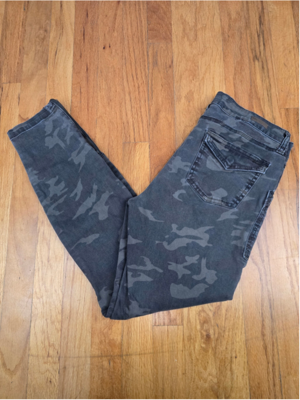 Women's KUT from the Kloth Ankle Skinny Jeans Size 8 Grey Black Camo